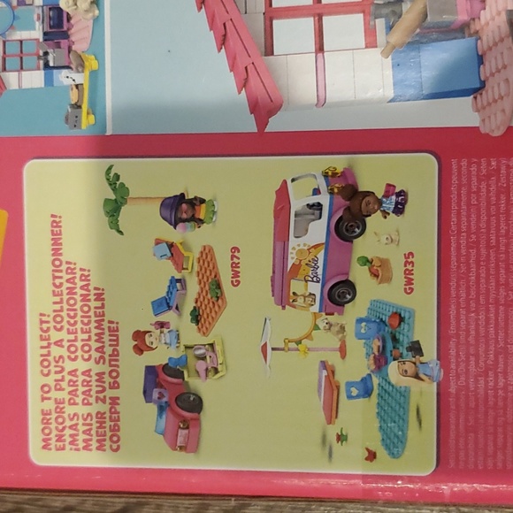 MEGA Barbie Building Toys Playset, Malibu Dream House with 303 pcs - Picture 10 of 11